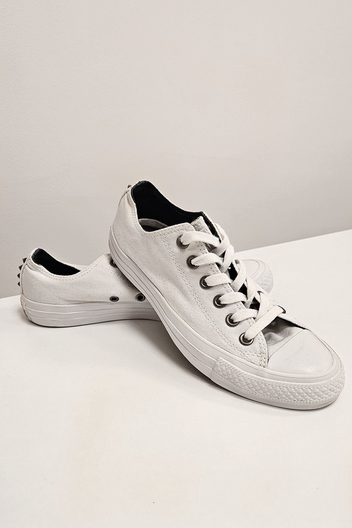 Trampki Converse z ćwiekami