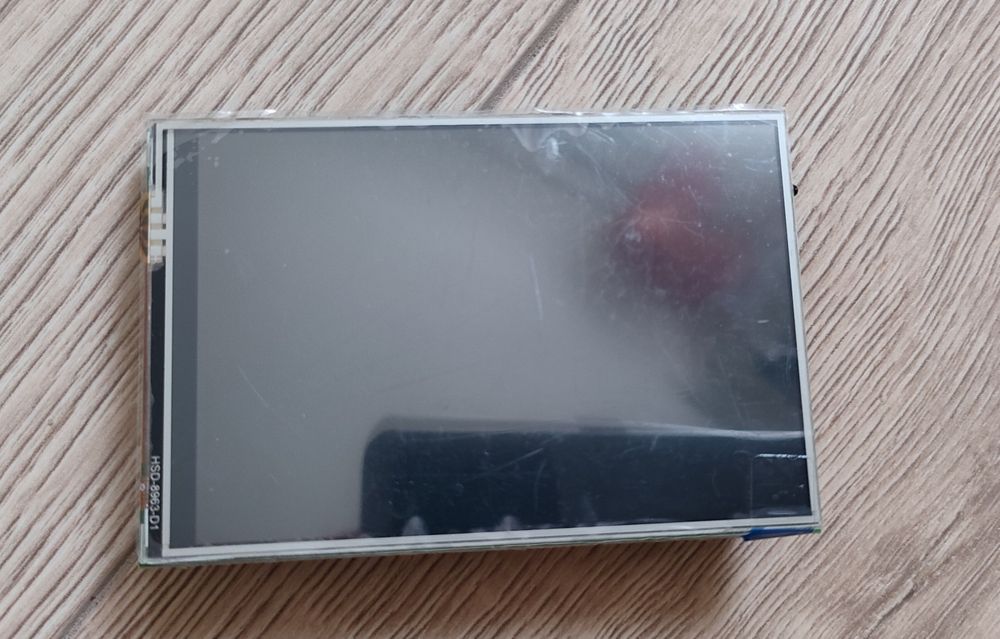 Nowy, nieużywany wyświetlacz UCTRONICS UC410 3.5" TFT LCD