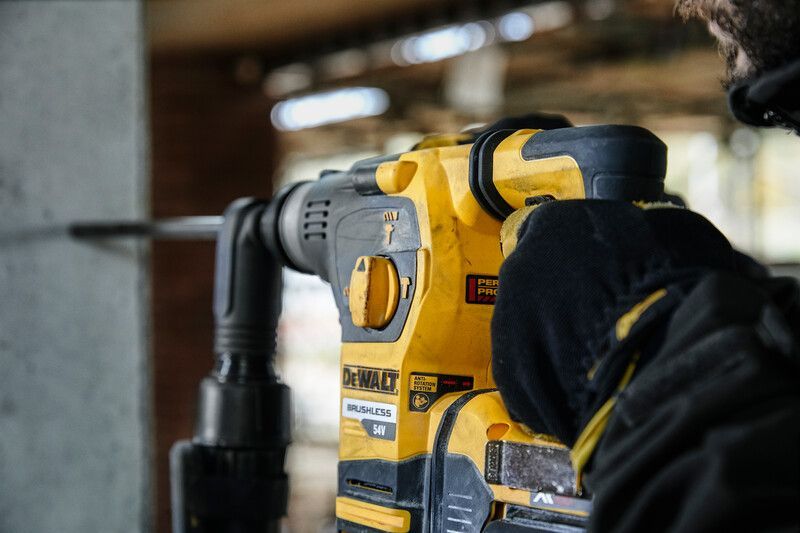 Młotowiertarka 54V Sds-Plus Xr 2*6.0Ah Dewalt Dw Dch323T2