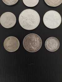 Vendo caixa com moedas antigas de várias datas