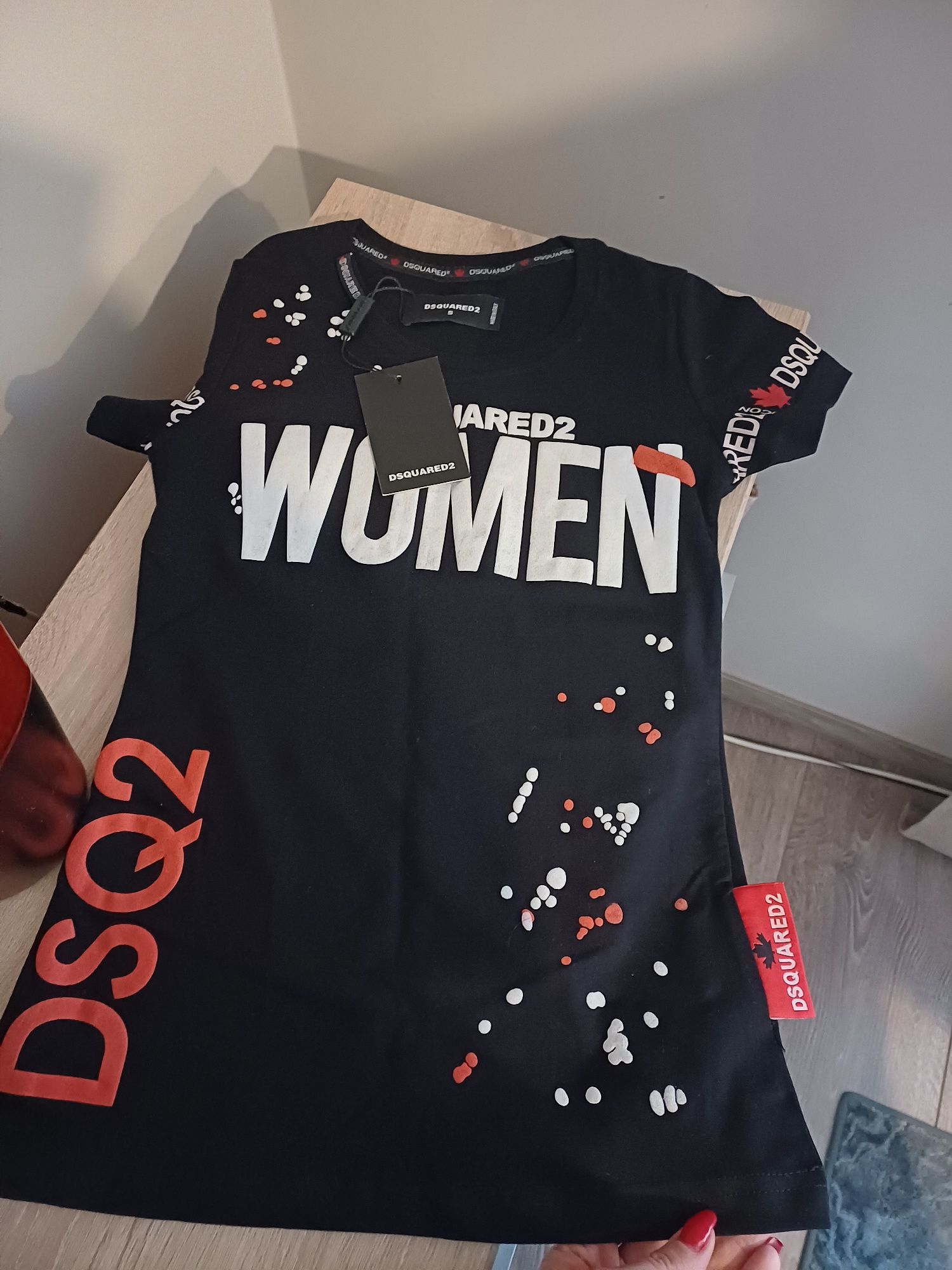 T-shirty rozmiar XS/S z napisami