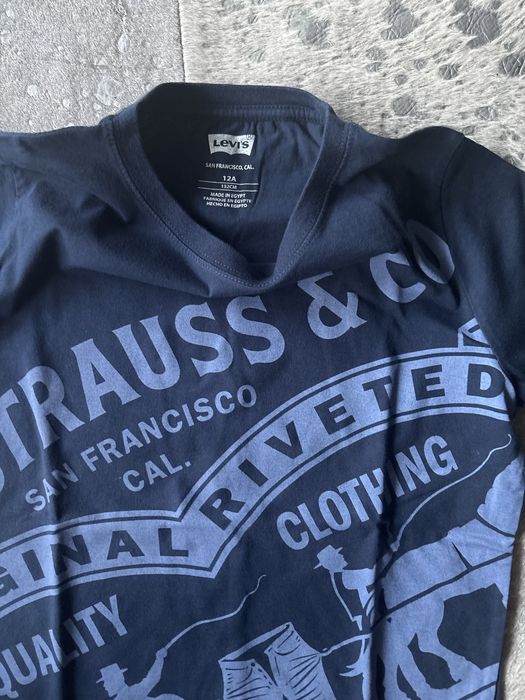 Tshirt Polo Azul Crianca Como nova