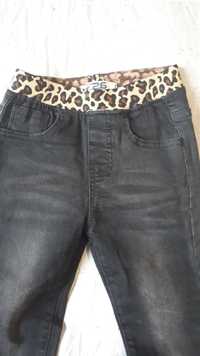 Spodnie dżinsowe rurki 110-116