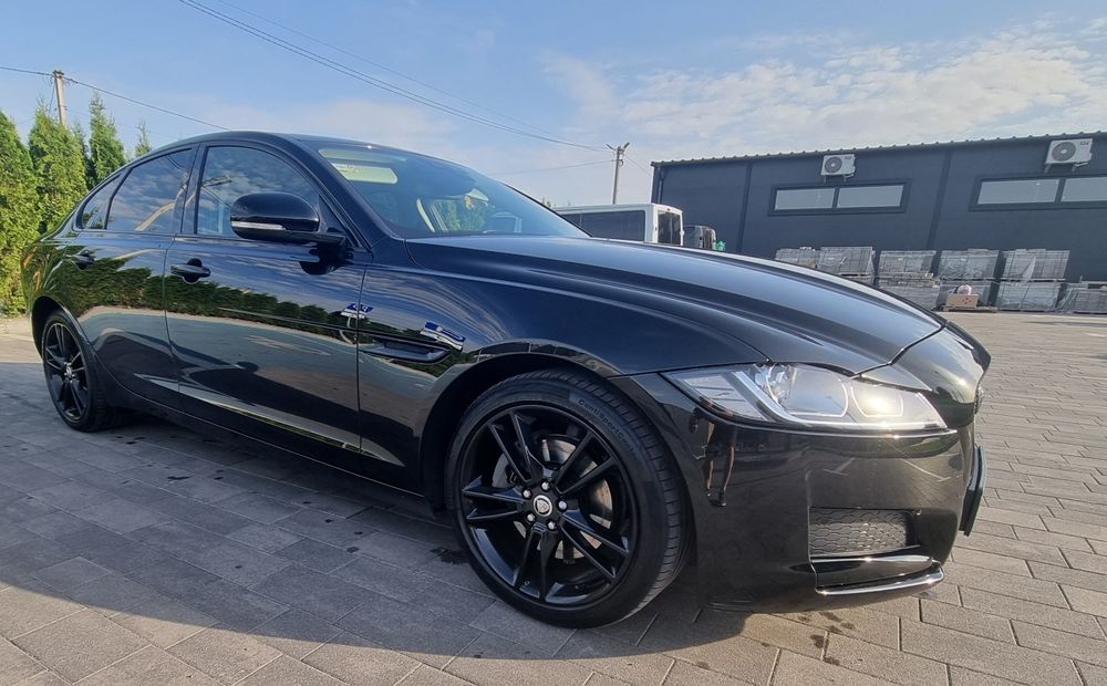 jaguar xf 2.0d 2017
