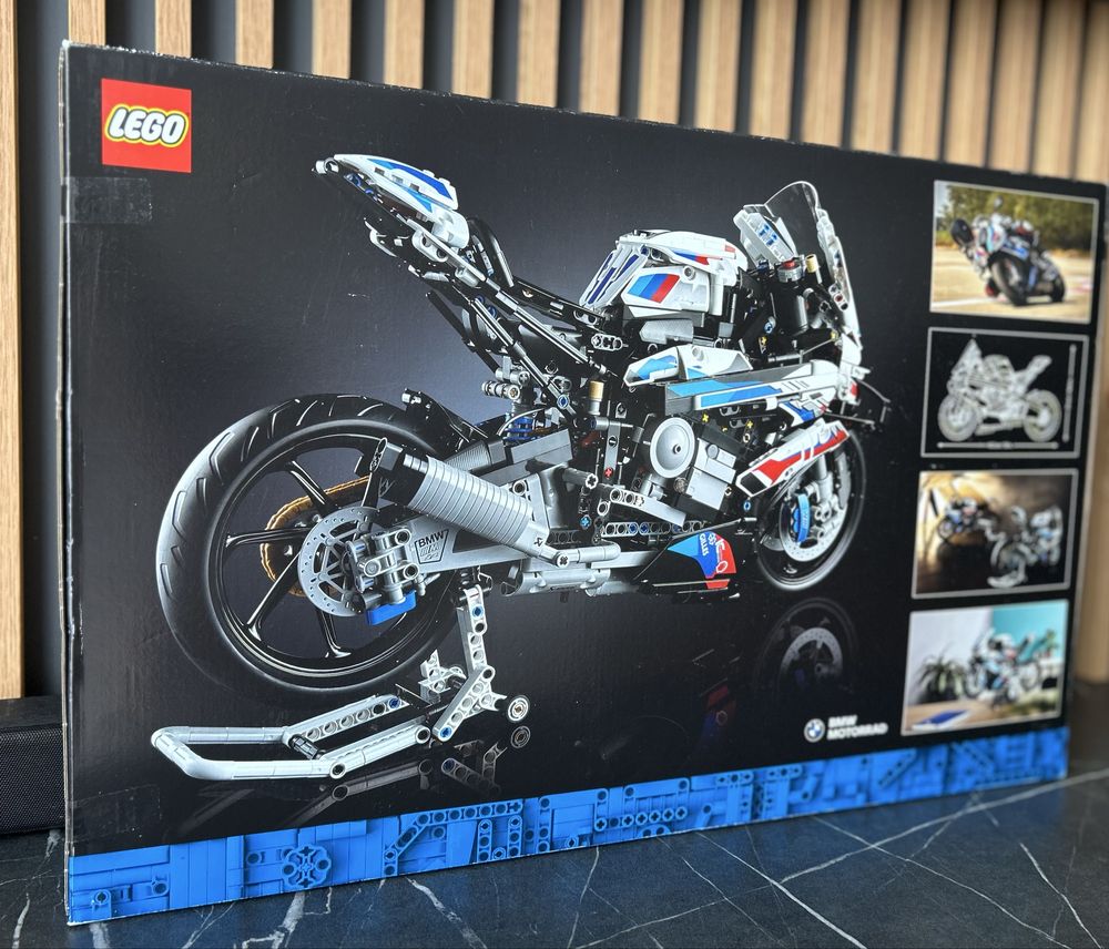 Zestaw Lego Technic BMW M 1000 RR (42130)