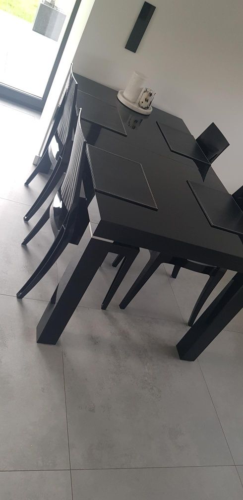 Stół czarny połysk 160x90 rozkładany solidny