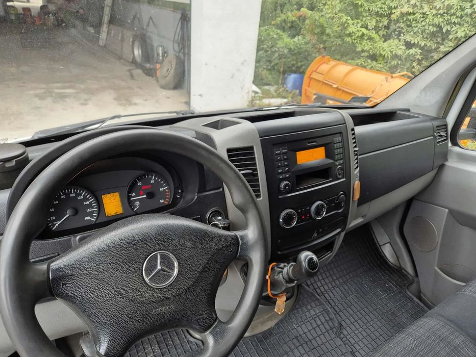 Mercedes-Benz Sprinter 906  Sprinter W906 pierwszy właściciel garażowany bdb stan 2016r