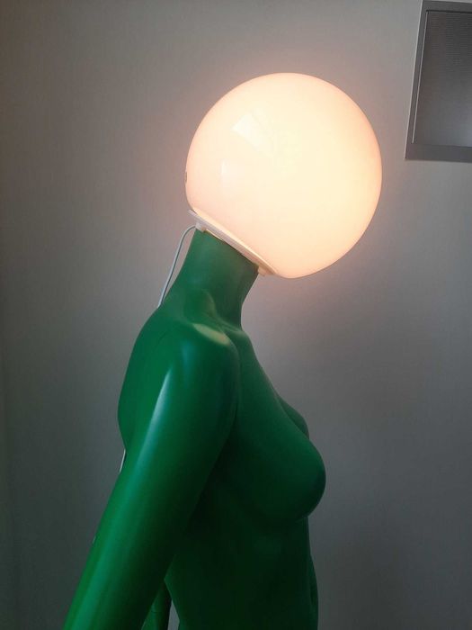 Manequim Verde Candeeiro