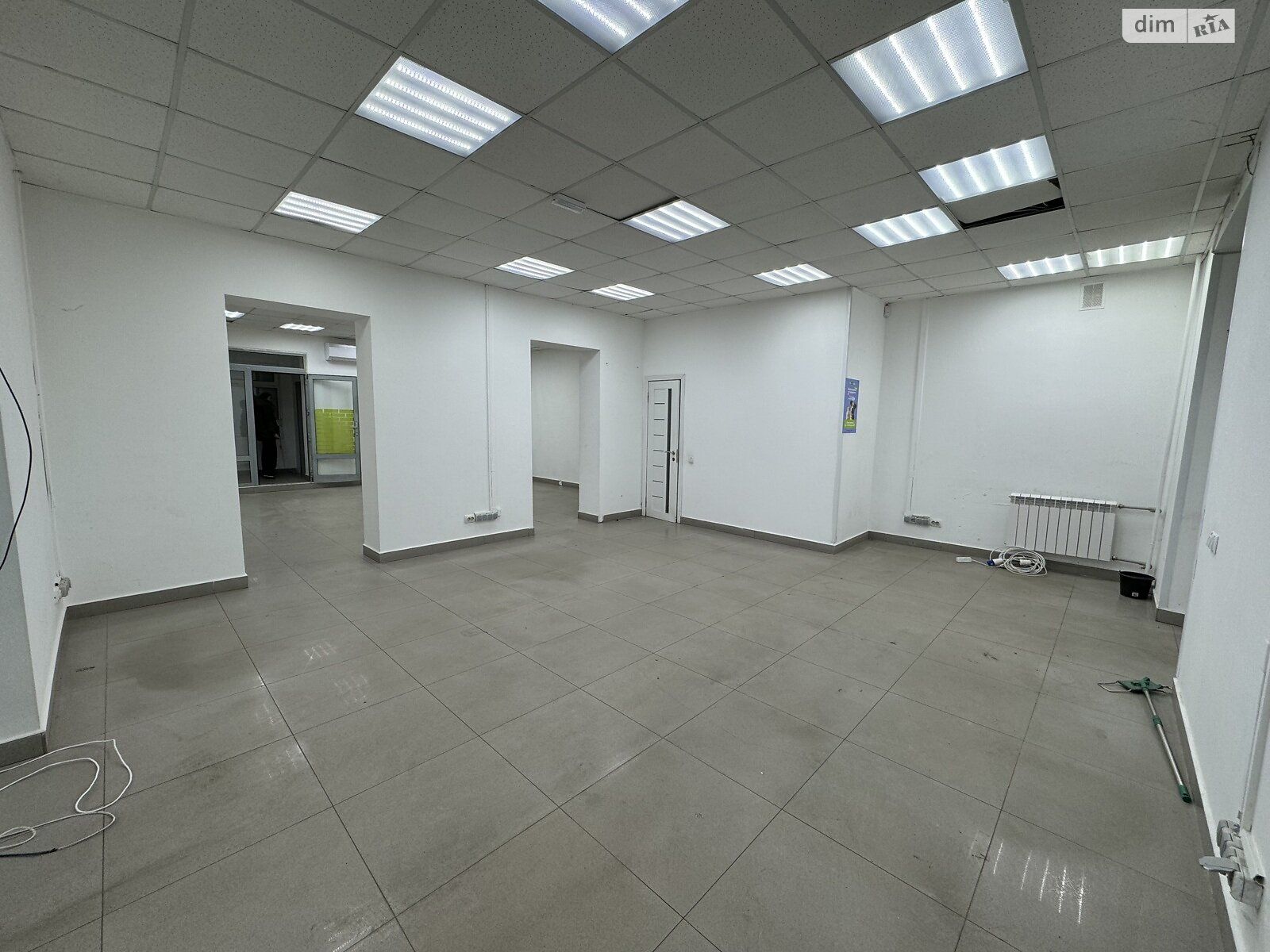 Комерція в оренду, центр міста, 113 м2
