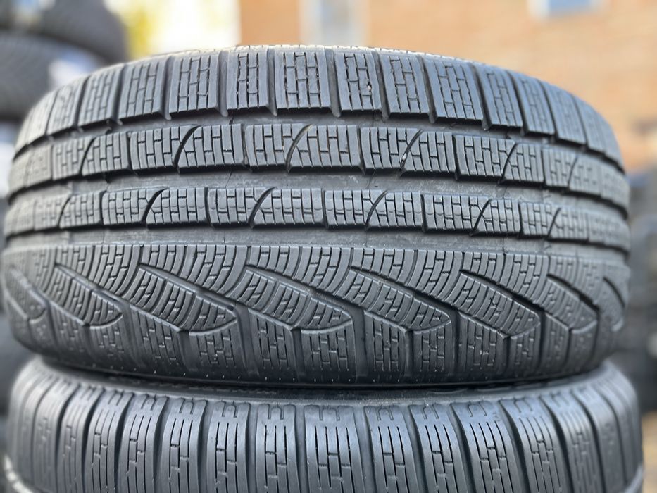 245/35/R20 295/30/R20 (зима ) Різноширокі Pirelli SottoZero