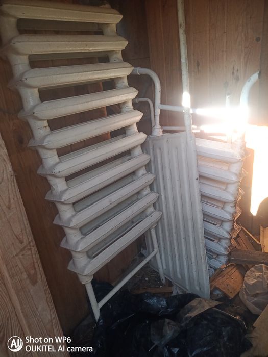 Батареї чавунні продам