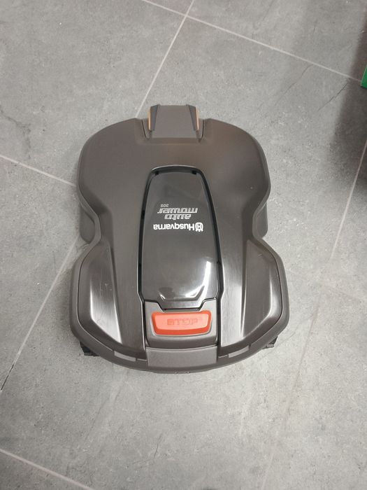 Husqvarna kosiarka/ automower 305 robot koszący, prawie nowy