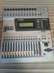 Цифровий мікшер YAMAHA 01v ( Японія )