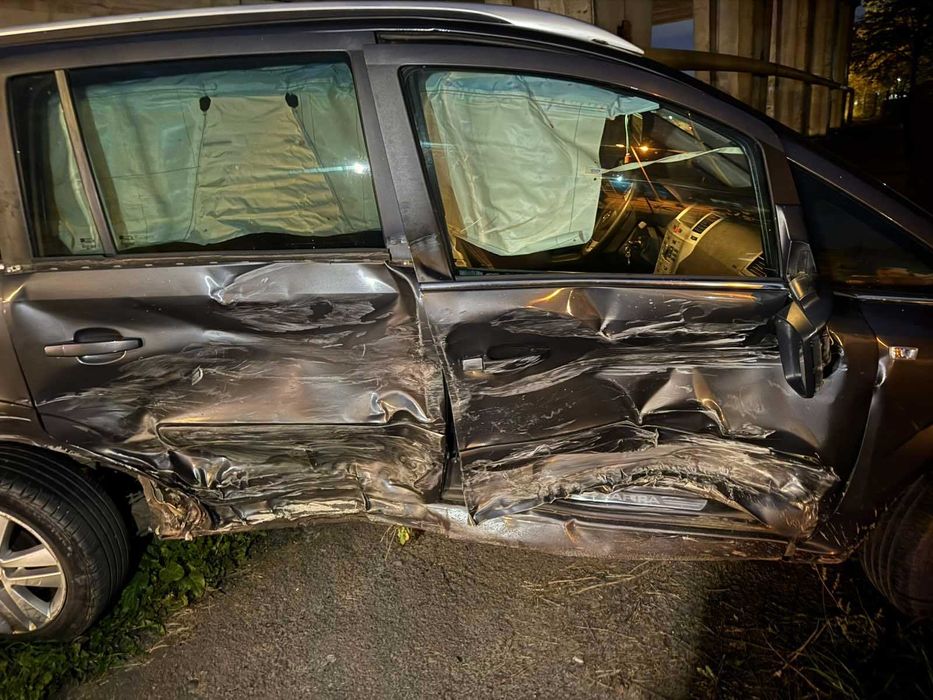 Опель зефіра після дтп