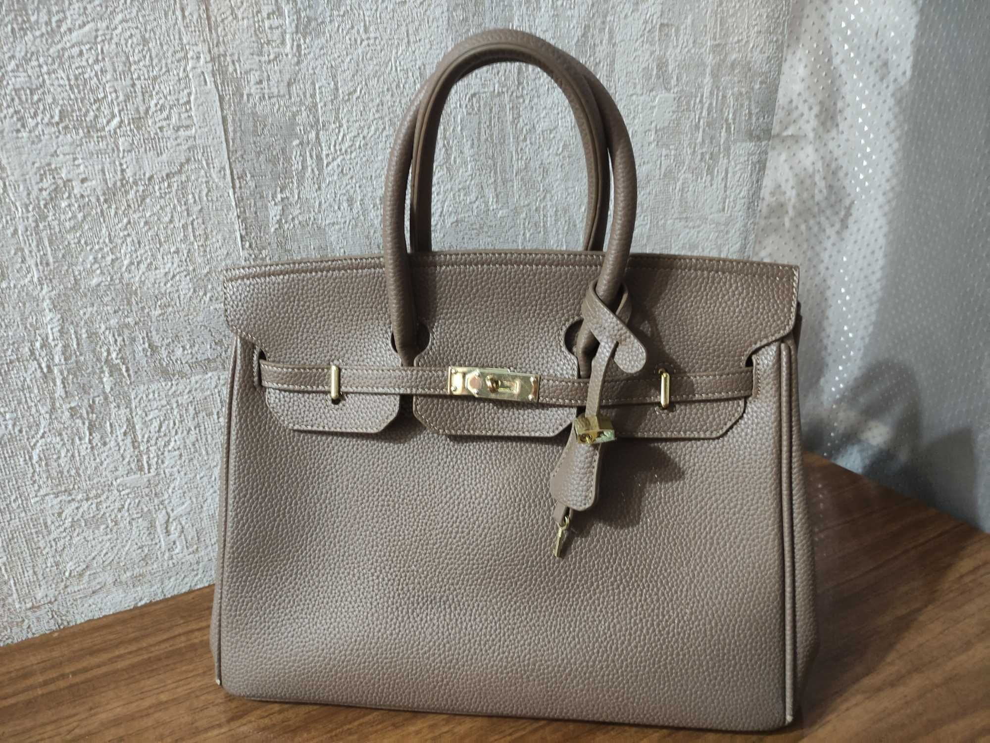 Сумка Hermes колір капучино;(Розмір:35х28х17)