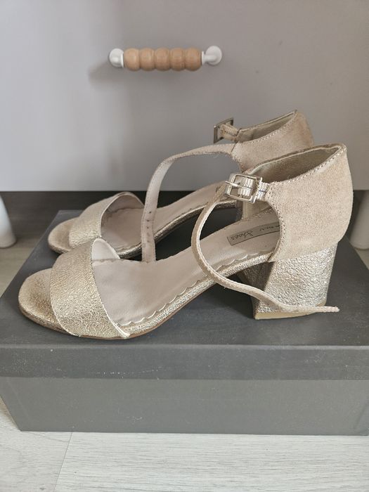 Sapatos tamanho 36