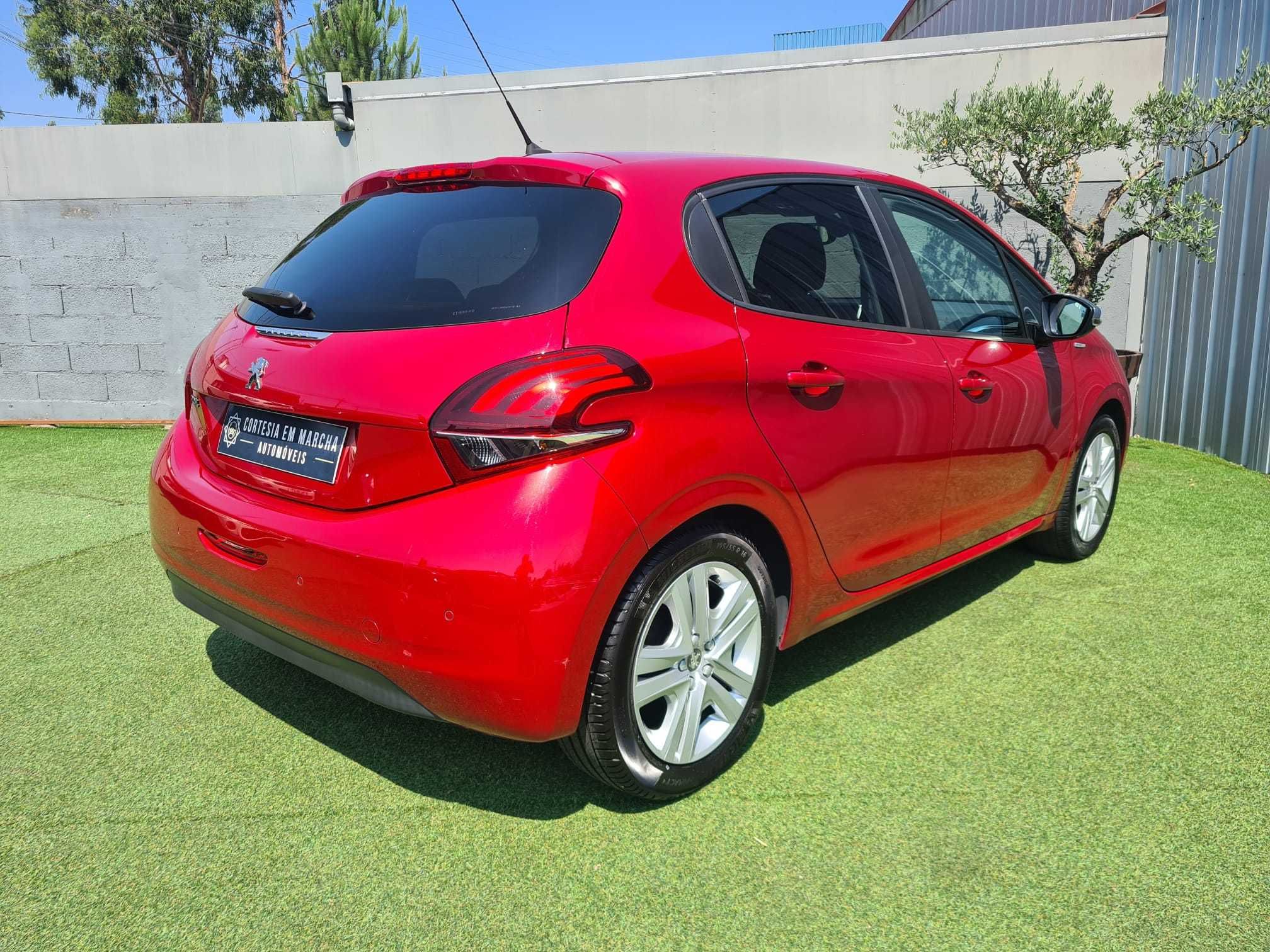 Peugeot 208 1.2 Pure Tech Style