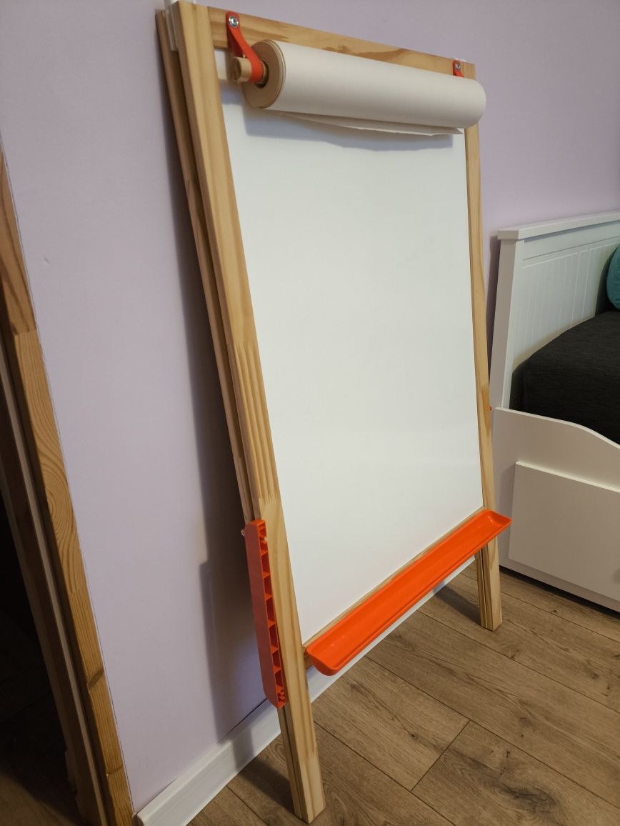 Tablica Sztaluga dla dzieci  Ikea Mala Biała Czarna Rolka Papieru