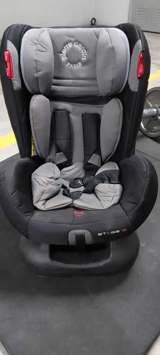Cadeira Auto G. 0+/I/II Peso: 0-25 kg Stage3 Pierre Cardin