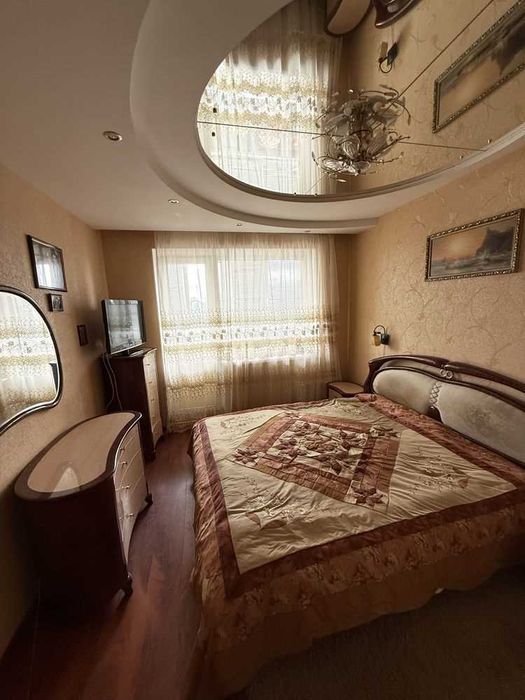 4-кімнатна з балконом і лоджією! Сади-2