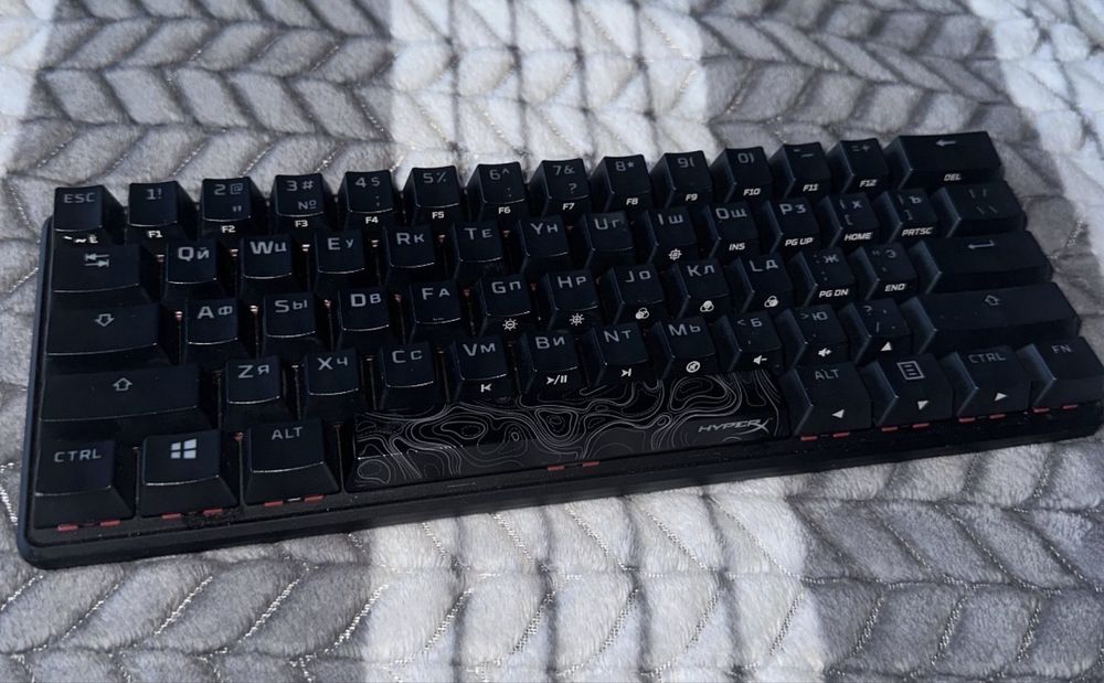 клавиатура hyperx alloy 60