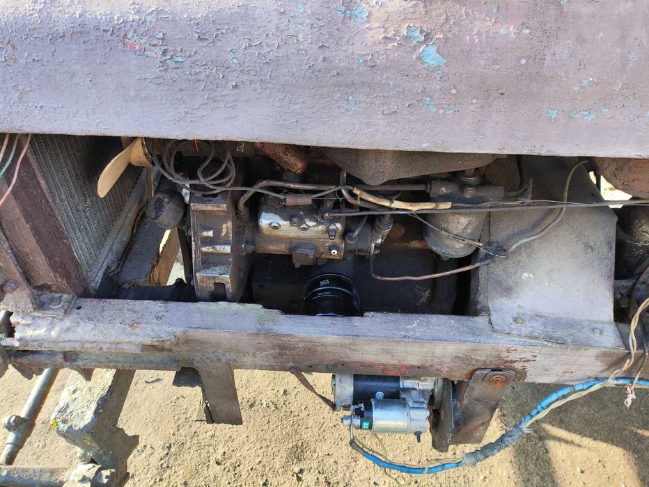 Трактор саморобний на двигуні Д2500