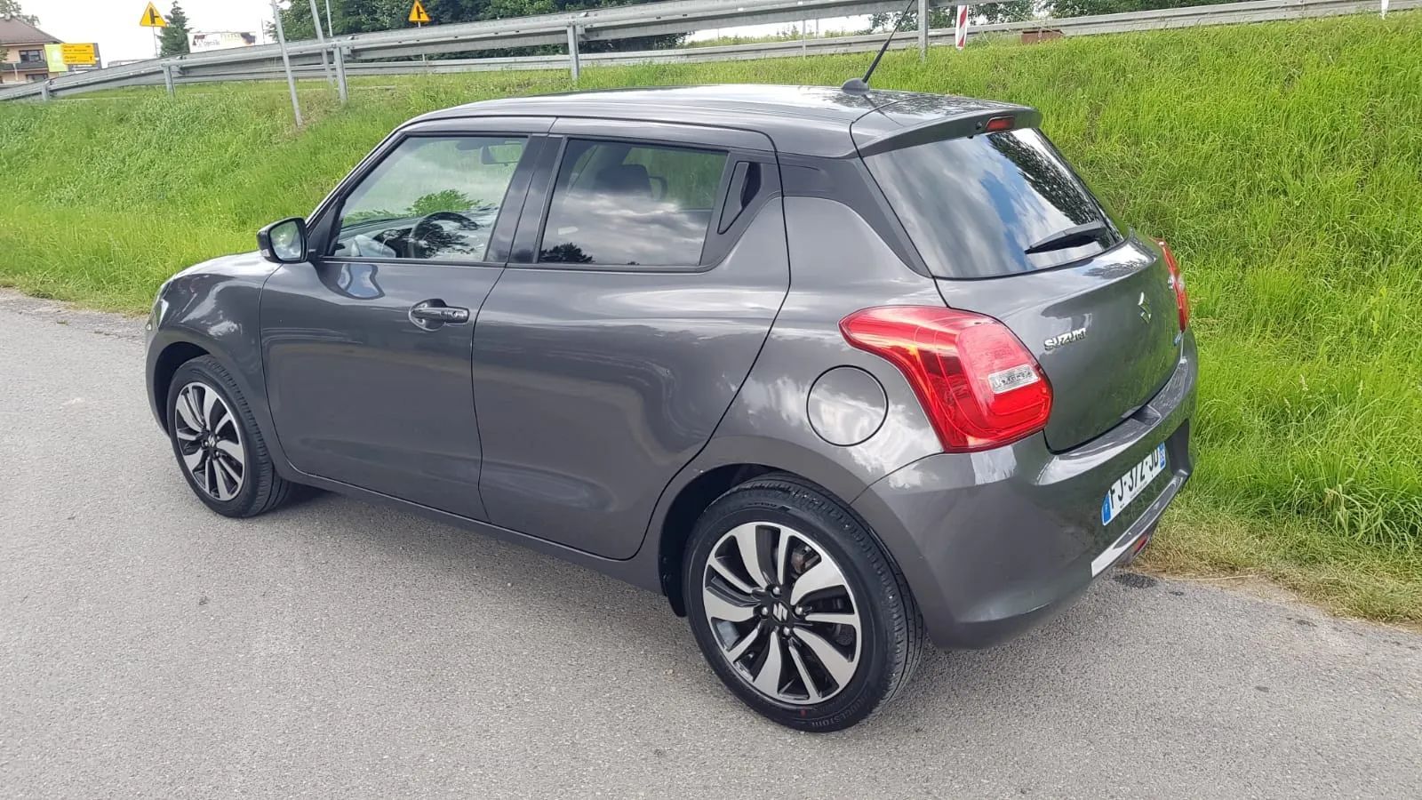 Suzuki Swift Suzuki Swift 2019 rok Hybryda Niski przebieg!!!