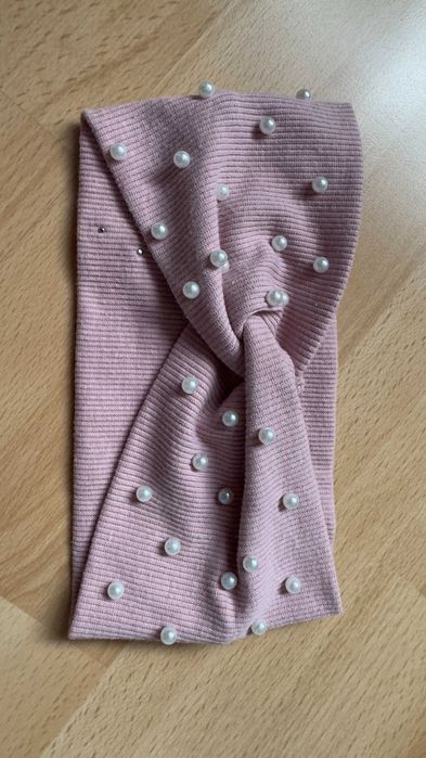 Śliczna opaska z perełkami na ok. 98-128cm