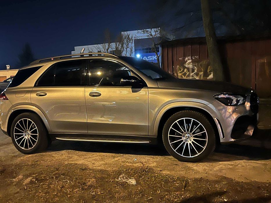 Auto do ślubu Mercedes GLE