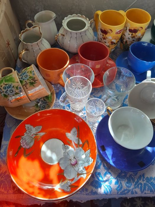 Посуда.чашки.блюдца.сахарницы
