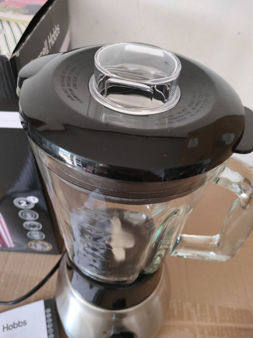 Blender kielichowy Russell Hobbs 23821