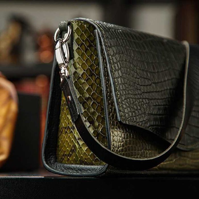 Сумка жіноча шкіряна