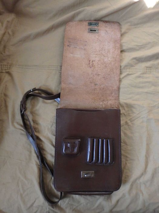 LWP. Wojskowa oficerska raportówka skórzana brązowa 1975 rok.