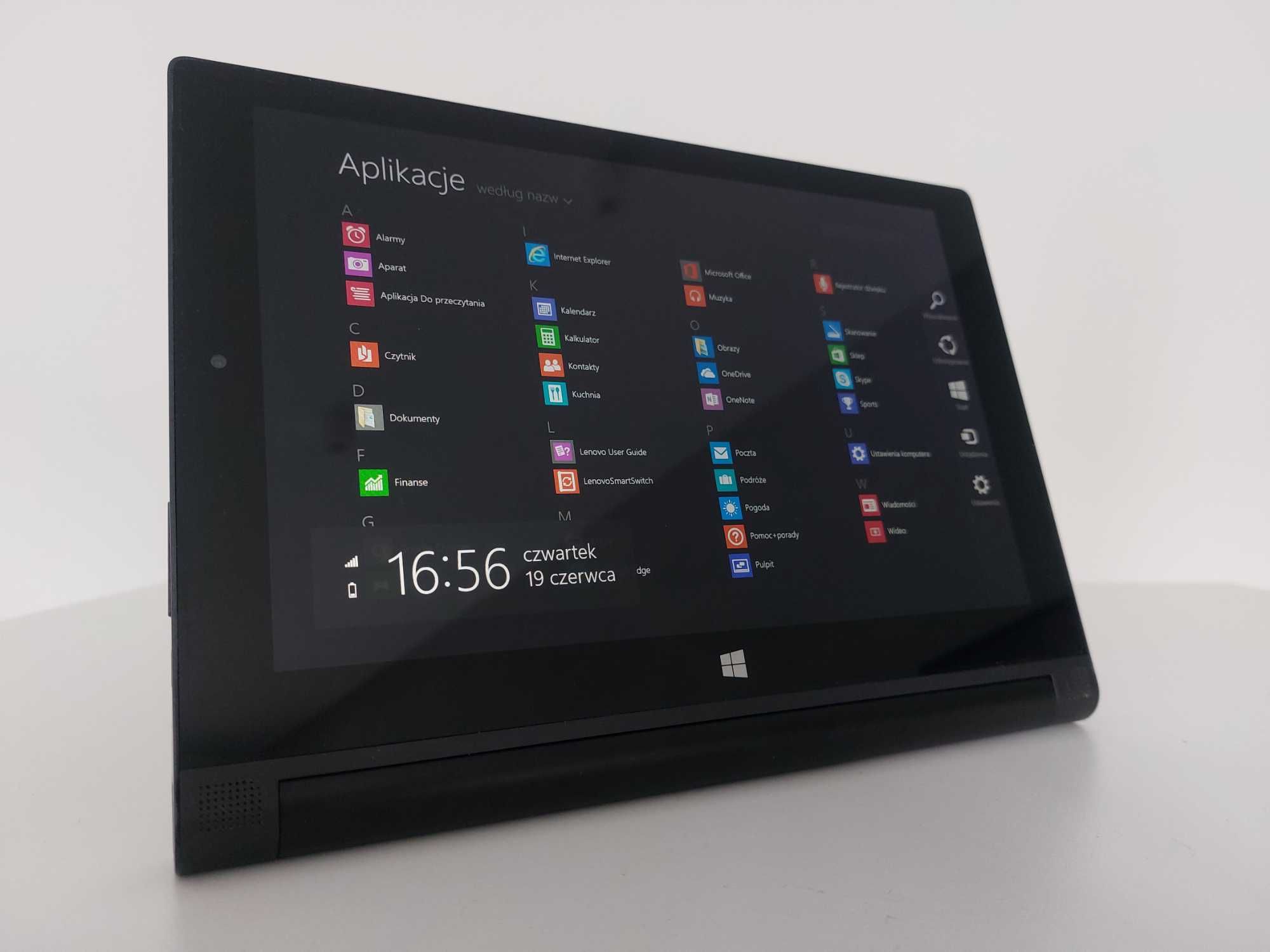Tablet Lenovo Yoga 2 z klawiaturą bluetooth Windows ładowarka