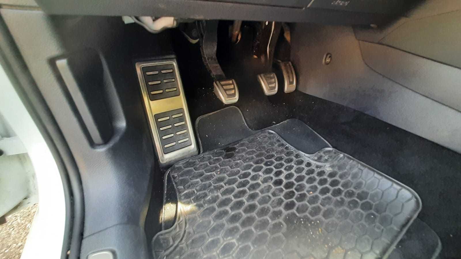 Golf VII GTI 220 CV - Teto Panorâmico