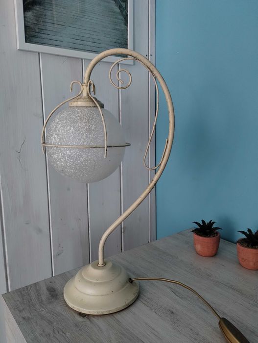 lampa nocna, lampka stołowa, biurkowa vintage, metalowa, kremowa
