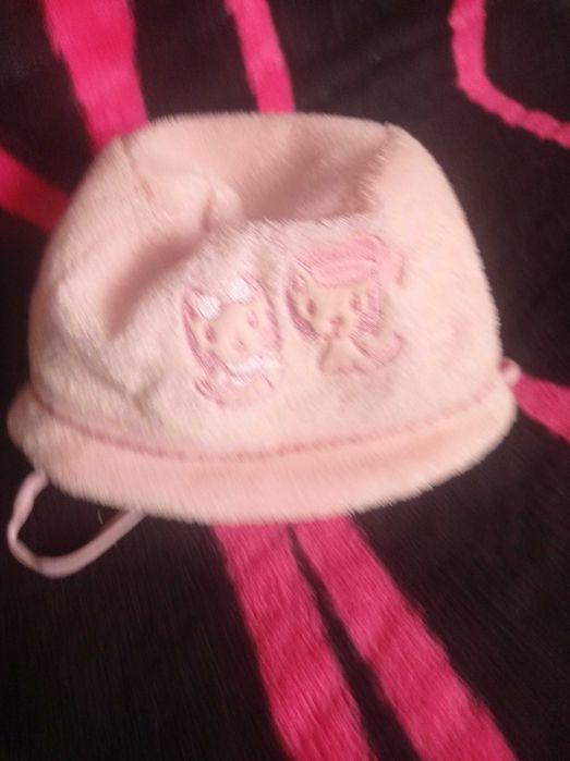 Czapka dla dziewczynki jesienno wiosenna 34-40cm