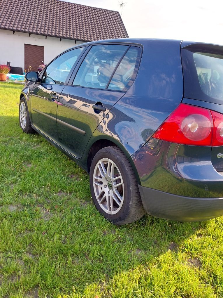 VW Golf V 1.9tdi BKC! Klima! 5D!