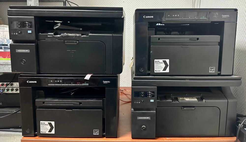 принтер Canon MF 3010, HP LazerJet M1132 MFP