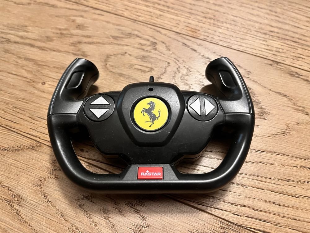 Samochód zdalnie sterowany RASTAR Ferrari F1-75 (skala 1:12)