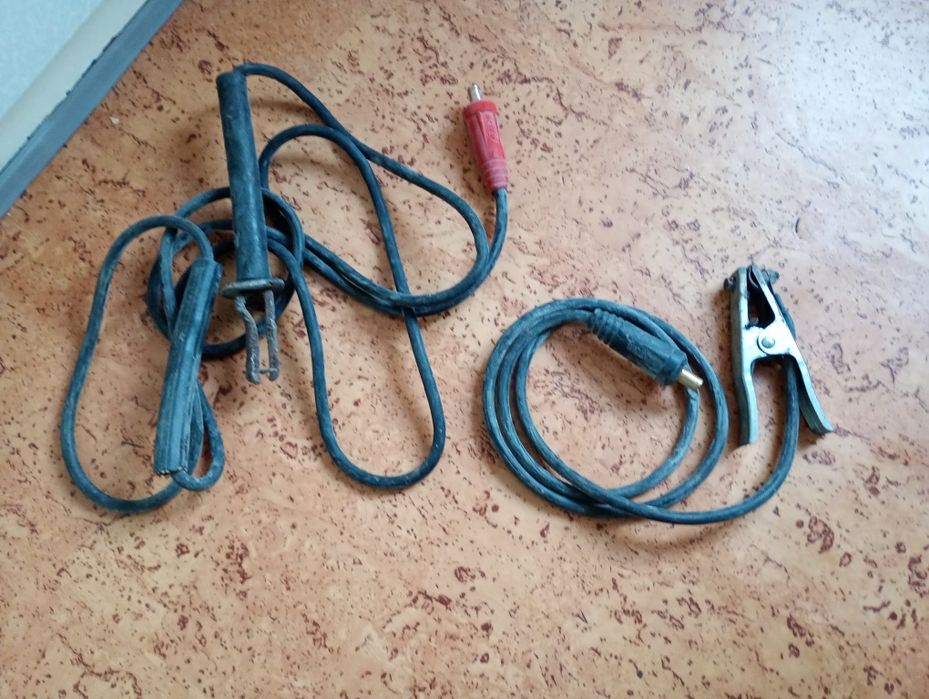 Сварочный аппарат Зенит ЗСИ-250/3 срочно!