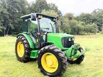 John Deere 5075E