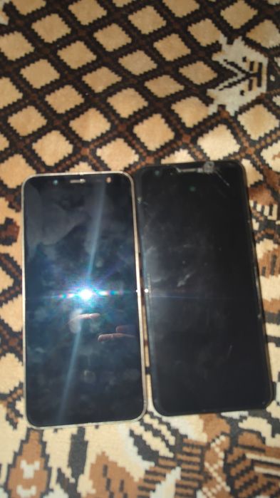 Продам 2 телефон