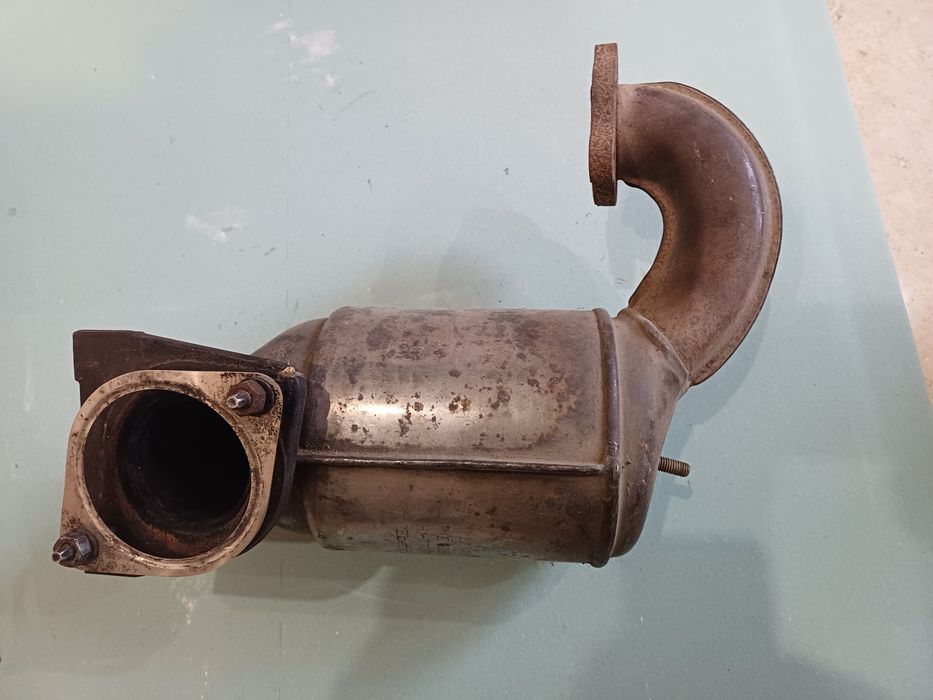 Каталізатор,Рено Лагуна,Трафік,Опель Віваро.