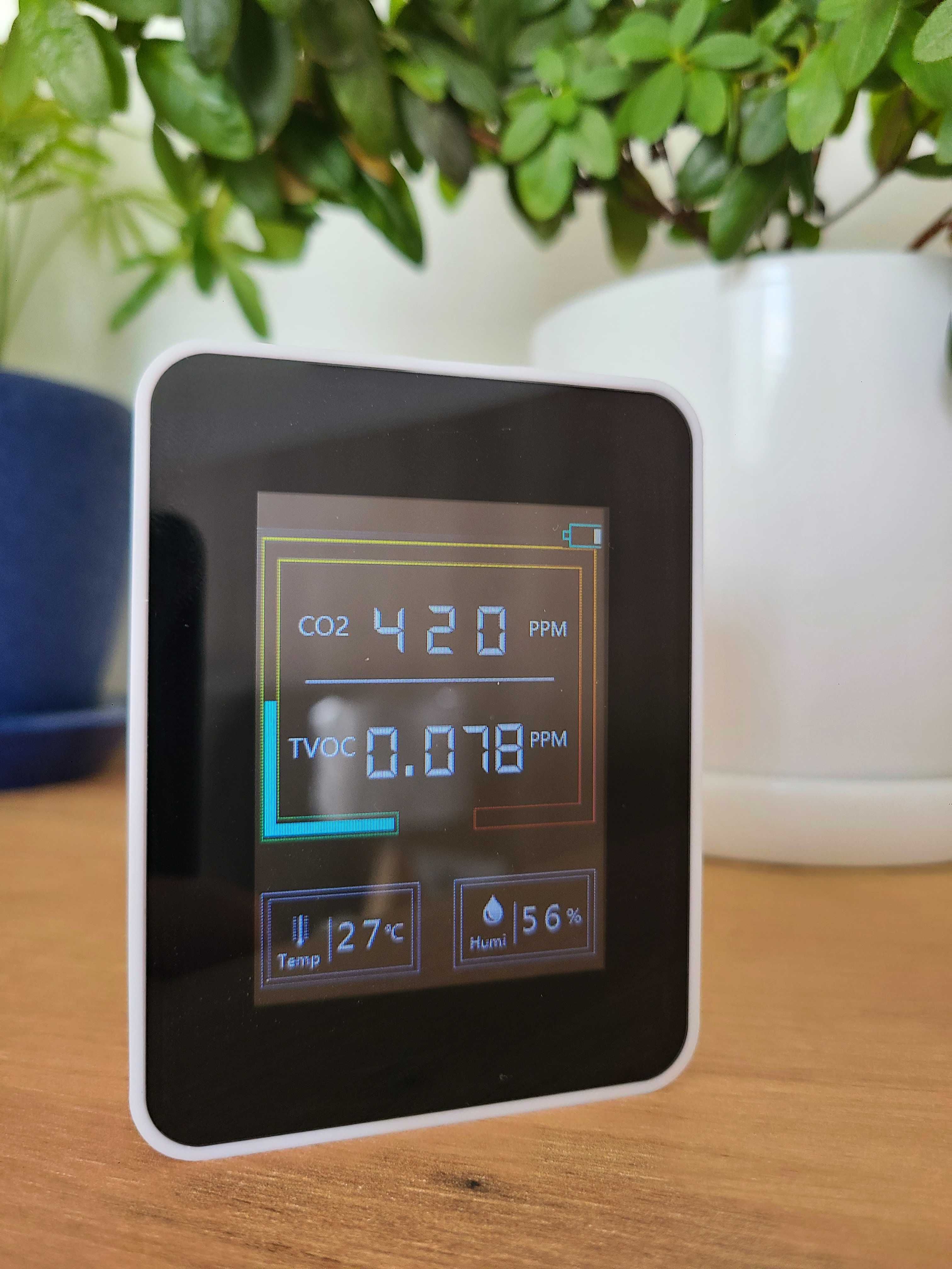 Датчик якості повітря | 
Air Quality Detector CO2 TVOC Temp Humi