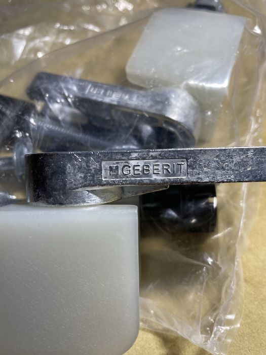 Geberit крепление инстоляции