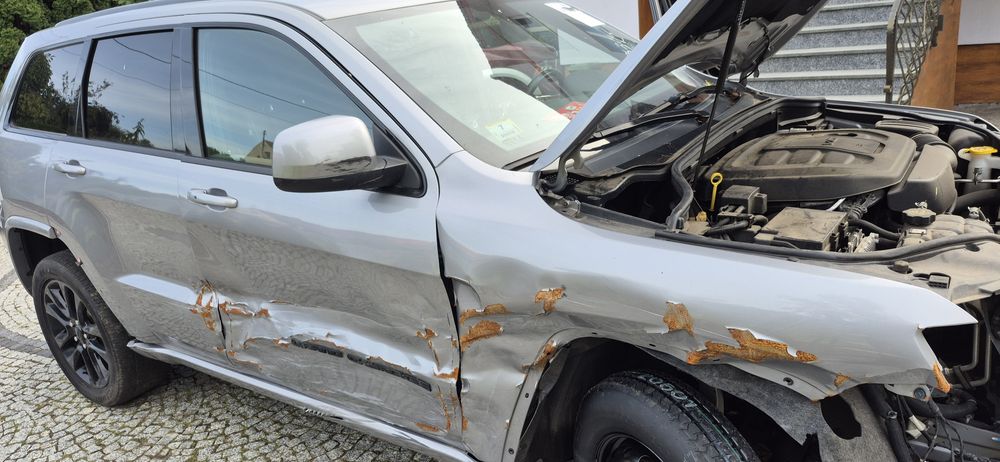 Jeep grand Cherokee 4x4 altitude