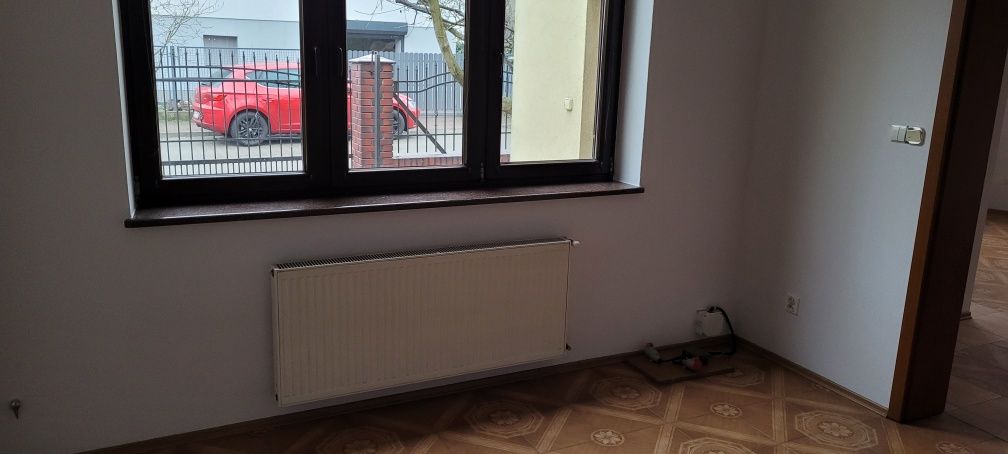 Lokal do wynajęcia na Biuro Magazyn 65m.kw Pabianice