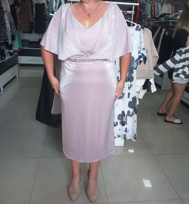 Продам дуже  гарне народне плаття