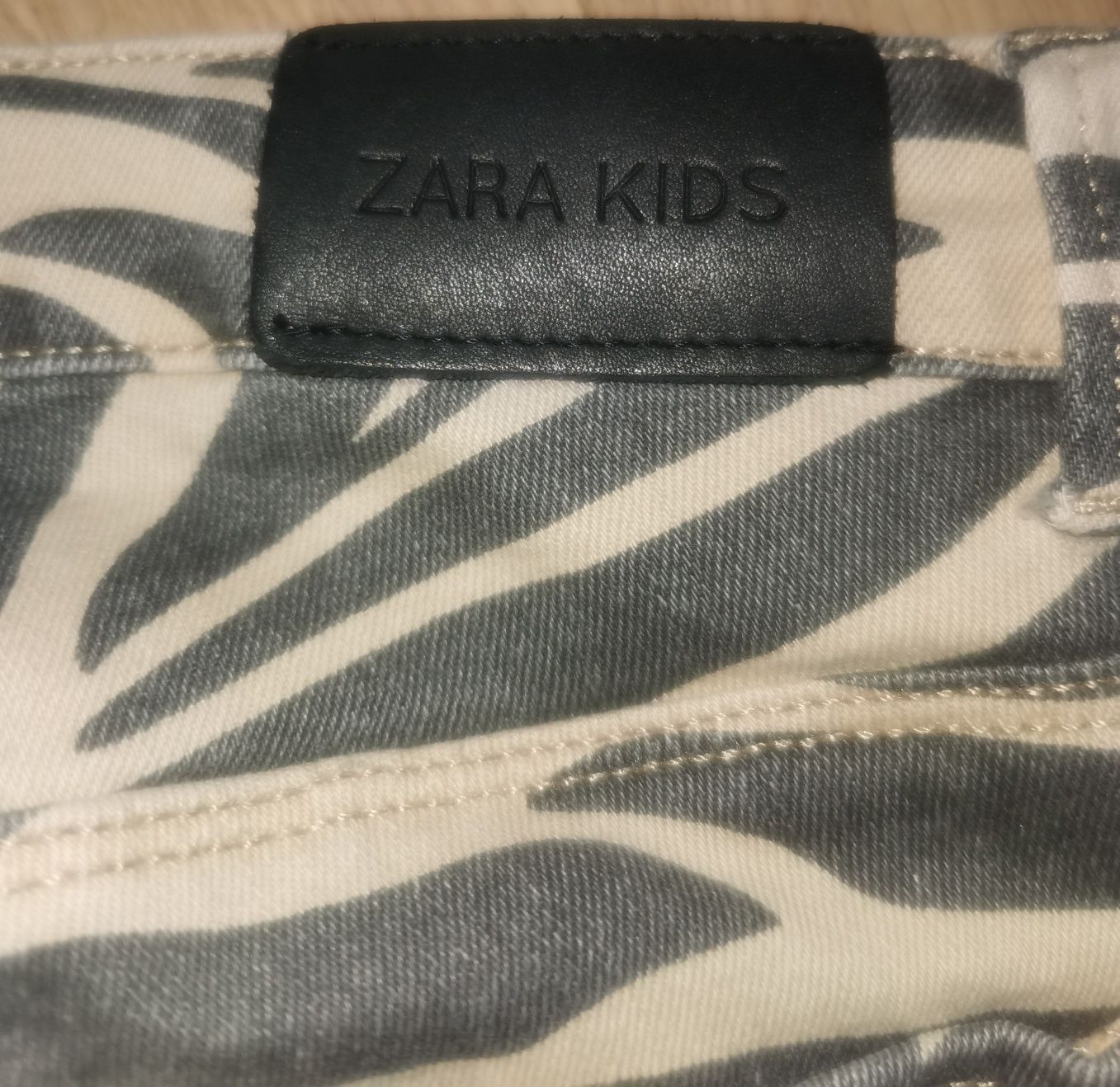 Spodnie Jeansowe Zara rozmiar 134 cm